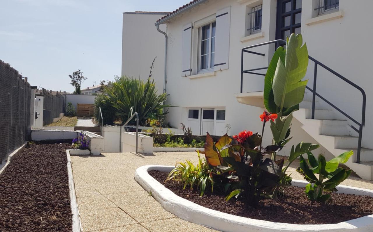 Villa Charmante Maison De Vacances Saint-Gilles-Croix-de-Vie Exterior foto